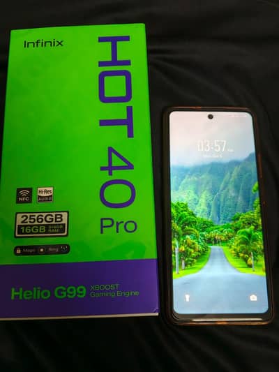 Infinix Hot 40 Pro 8+8/256 gb with box and charger