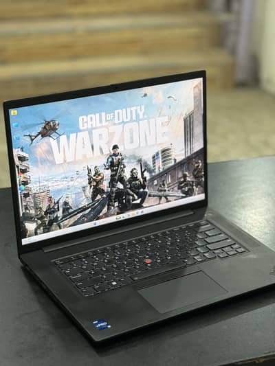 Lenovo Thinkpad P1 G5 - i7 12800H - DDR5 - 12GB Nvidia RTX A3000 GPU