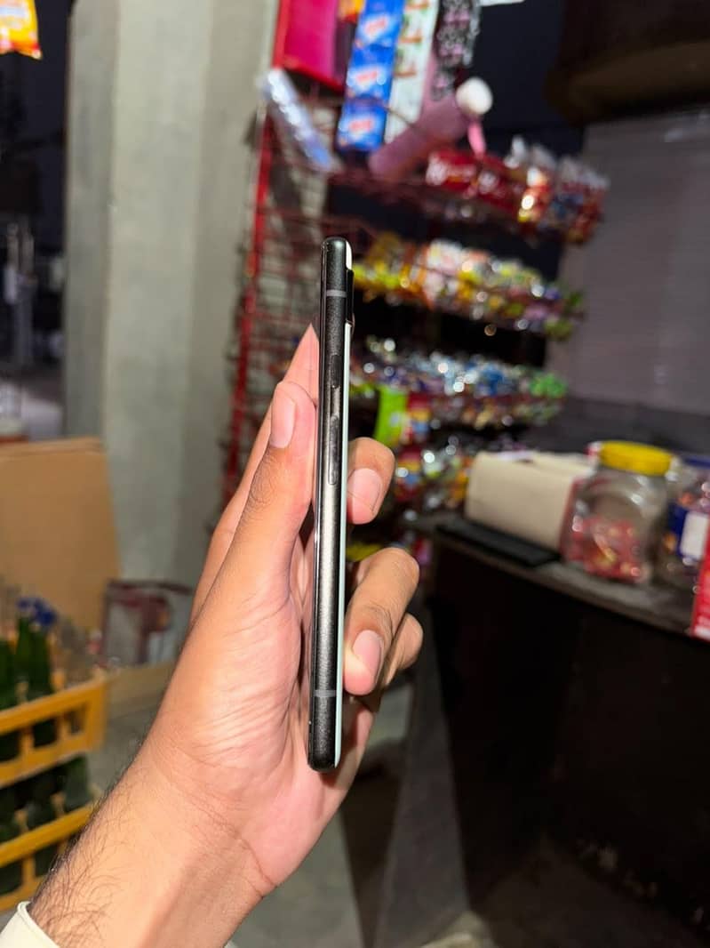 Google Pixel 6a 3