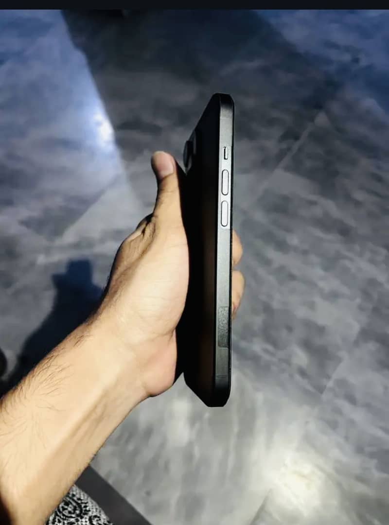 Apple iPhone 15 1