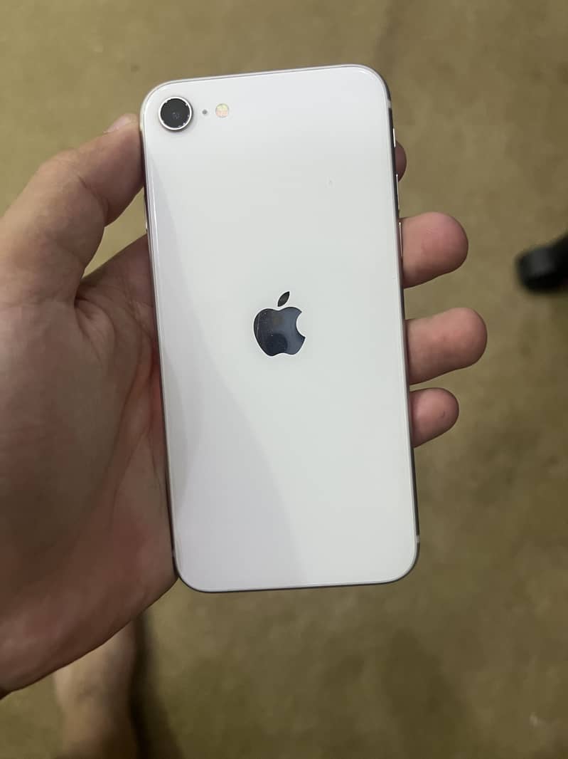 Apple iPhone SE 3 0