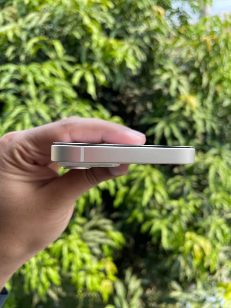 Apple iPhone 14 6