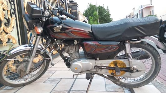 black honda 125 2022 for sale