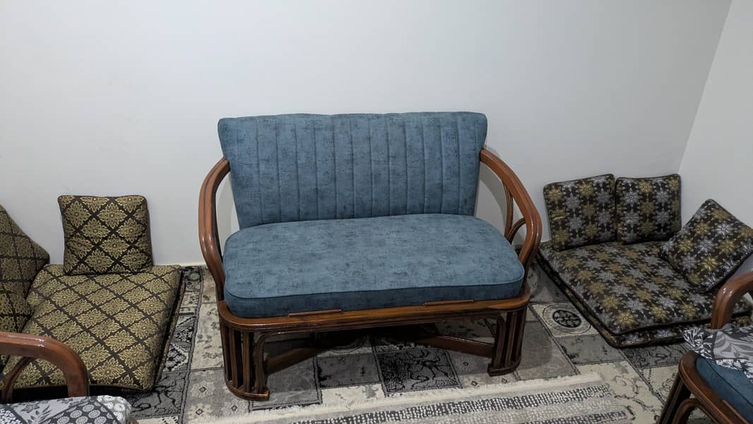 Sofa For sell 4