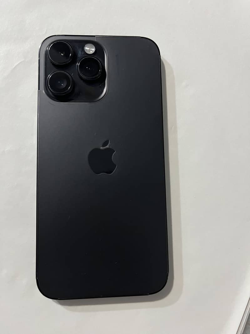 Apple iPhone 14 Pro Max 1
