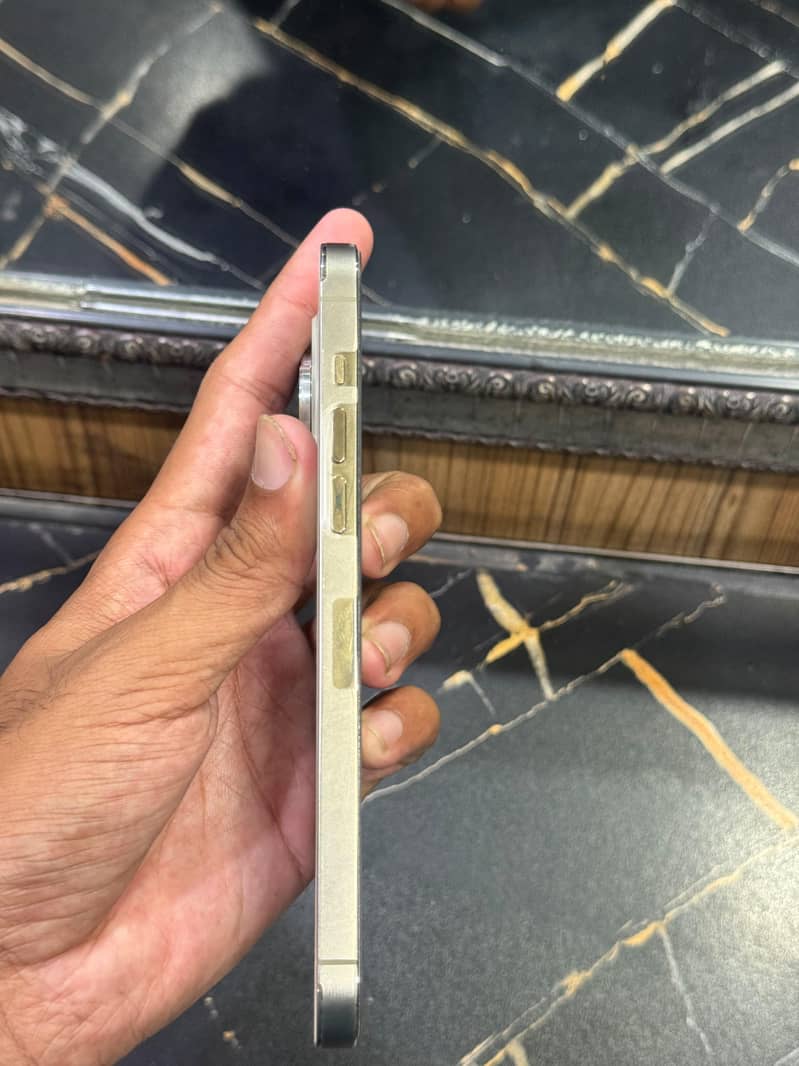 Apple iPhone 14 Pro Max 14