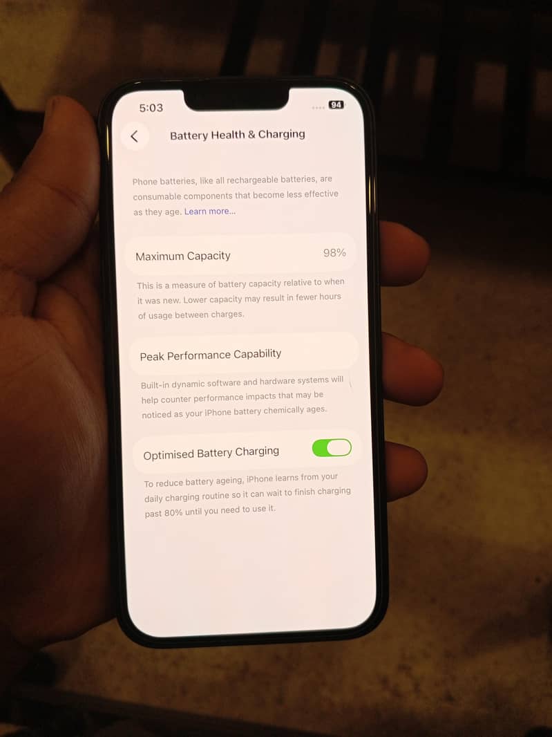 Apple iPhone 13 4