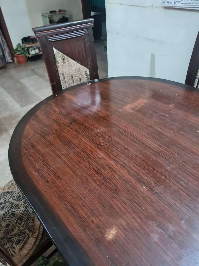 DINING TABLE (Mid Condition) 2