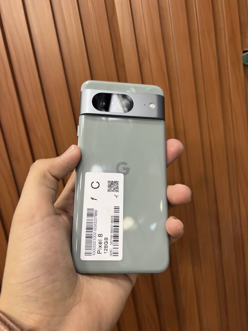 Google Pixel 8 1