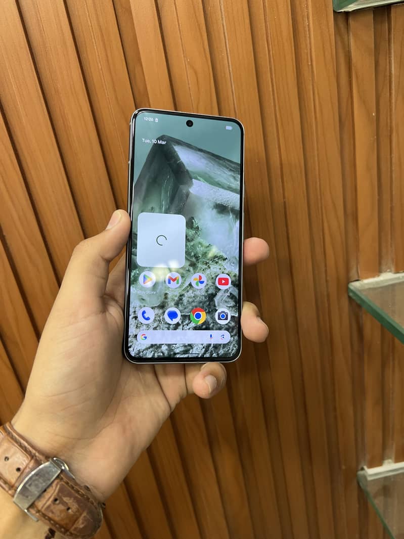 Google Pixel 8 3