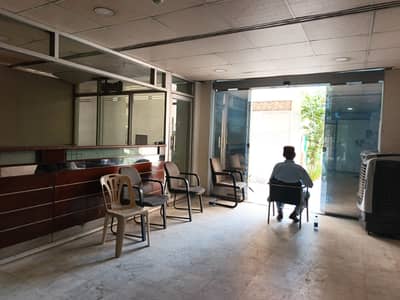 Gulberg Estate Offer,Prime Independent Commercial Unit Available On Main MM Alam Link Road Ideal For Office, Brand Outlet, Clinic, Salon, Software House, Gym, Cafe Or Corporate Setup.