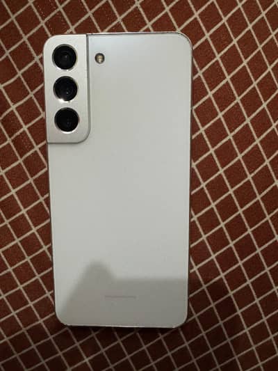Samsung Mobile S22