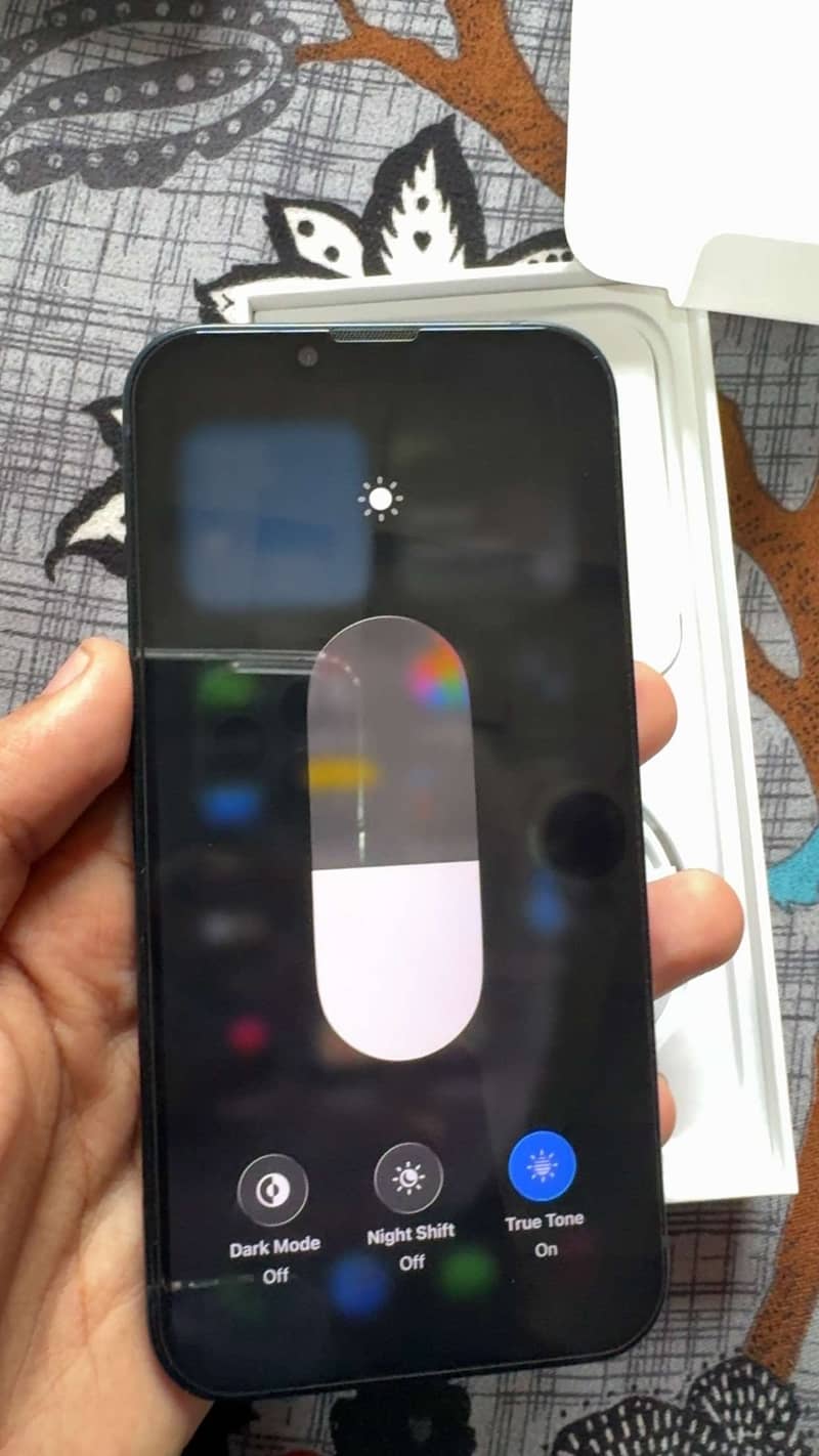 Apple iPhone 13 2