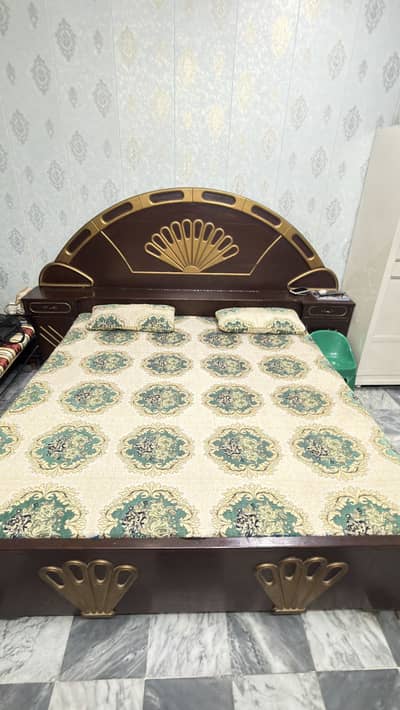Multani wooden bed