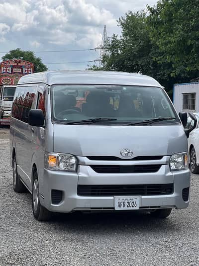 Toyota Hiace 214