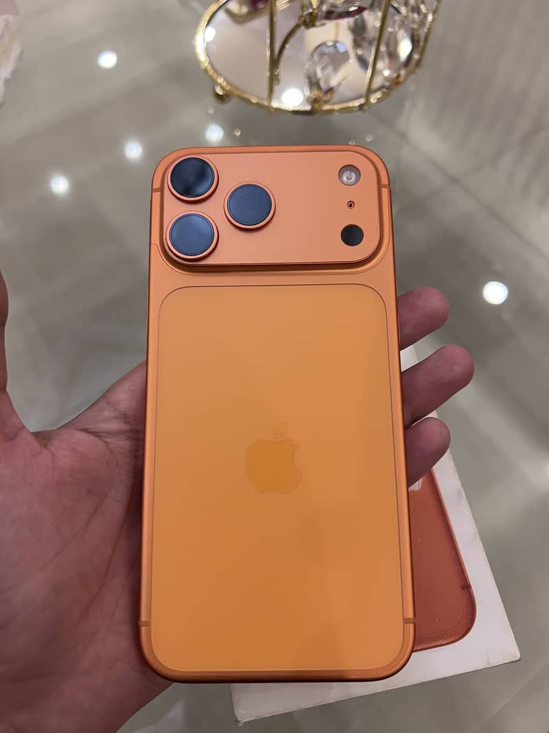 Apple iPhone 17 Pro Max 1
