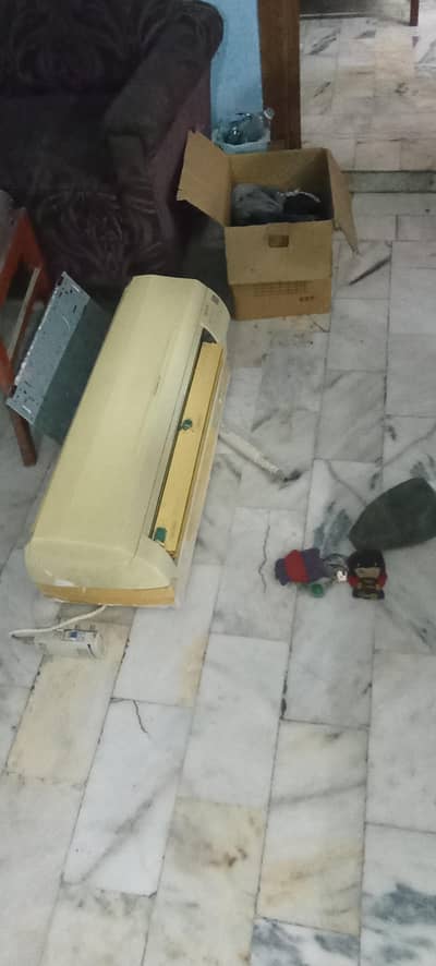 Mitsubishi Mr Slim Ac