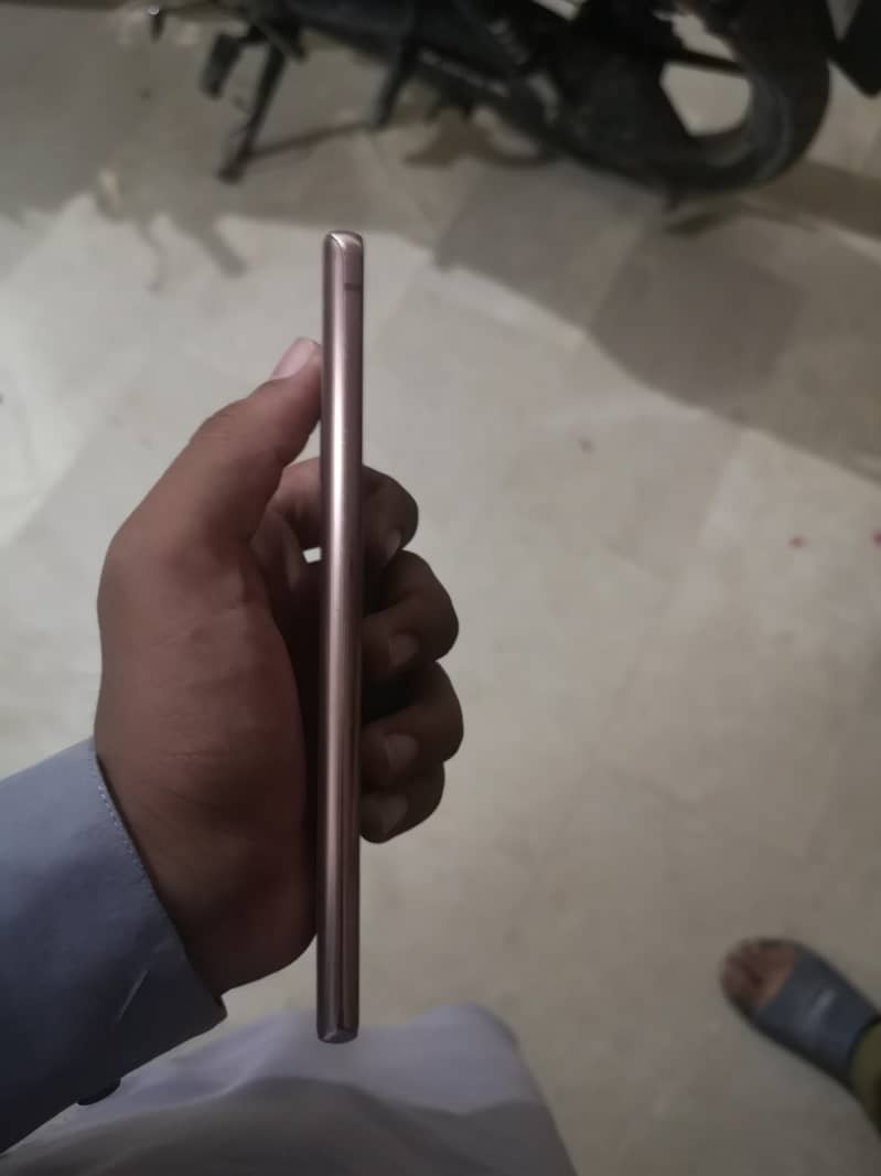 Samsung Mobile Note 20 4