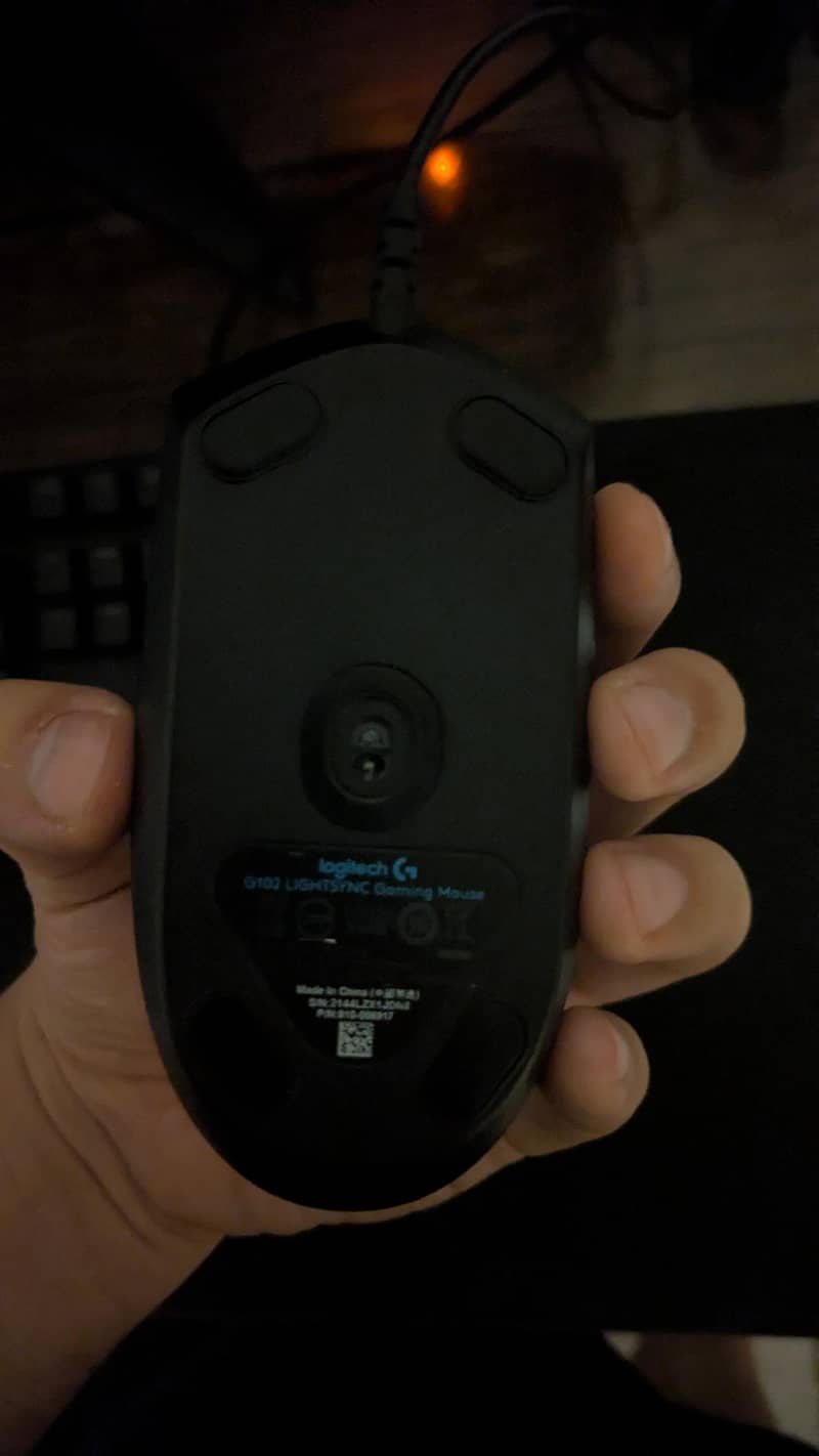 hyper x core mechanical keyboard and Logitech g102 lightsync 1