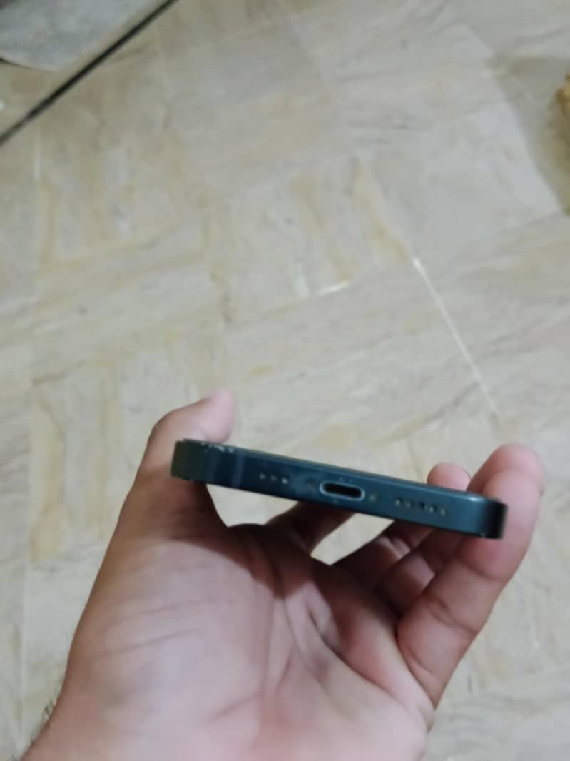 Apple iPhone 14 I cloud lock 3