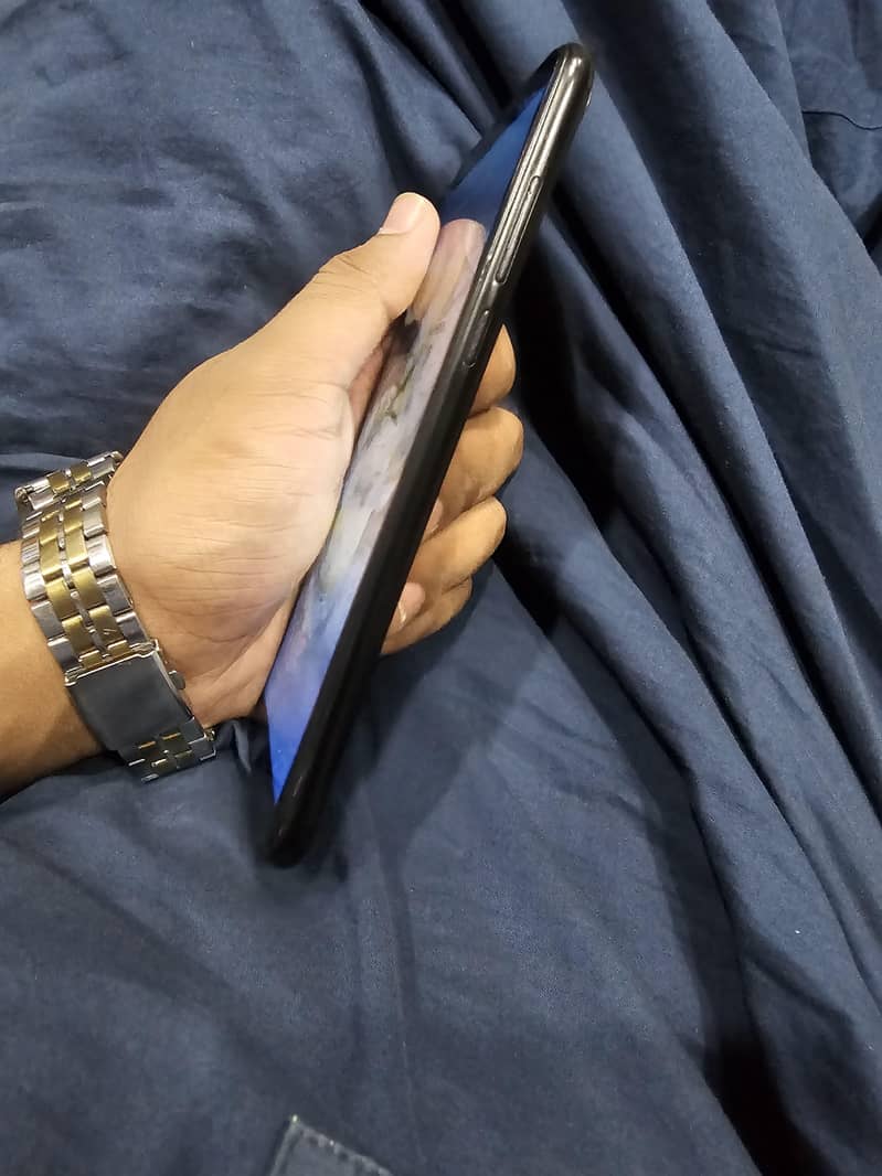 Honor 7C 4