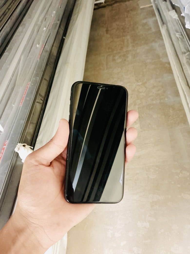 Iphone xr 1