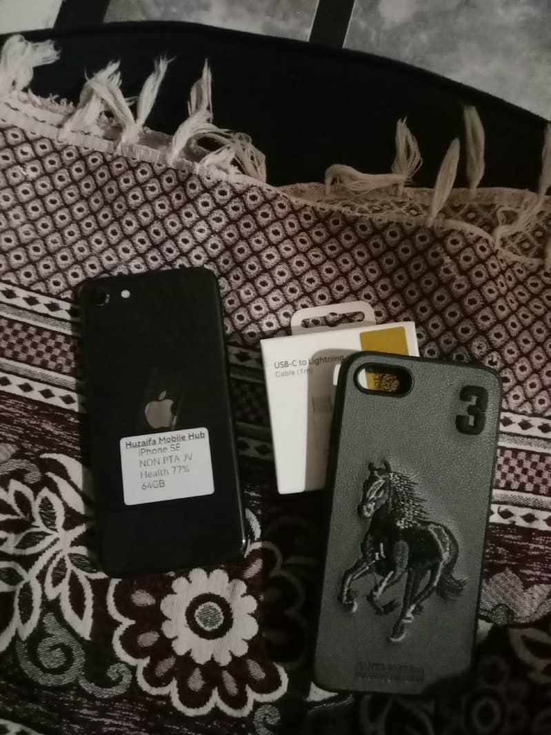 Apple iPhone SE 2 3