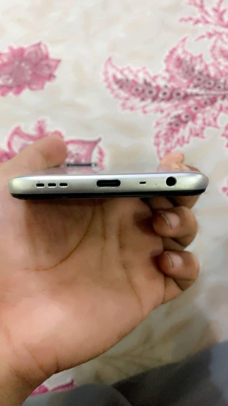 OPPO A16 4