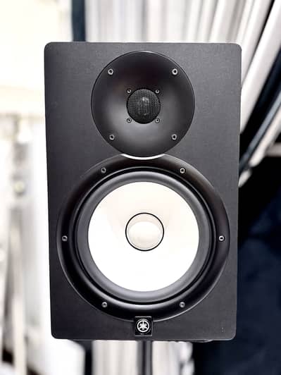 Yamaha HS8 Studio Monitors Speakers