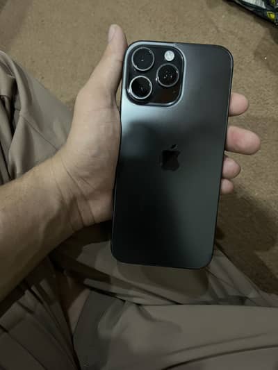 Apple iPhone 16 Pro Max