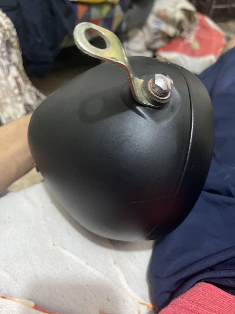 Skull front head light 2