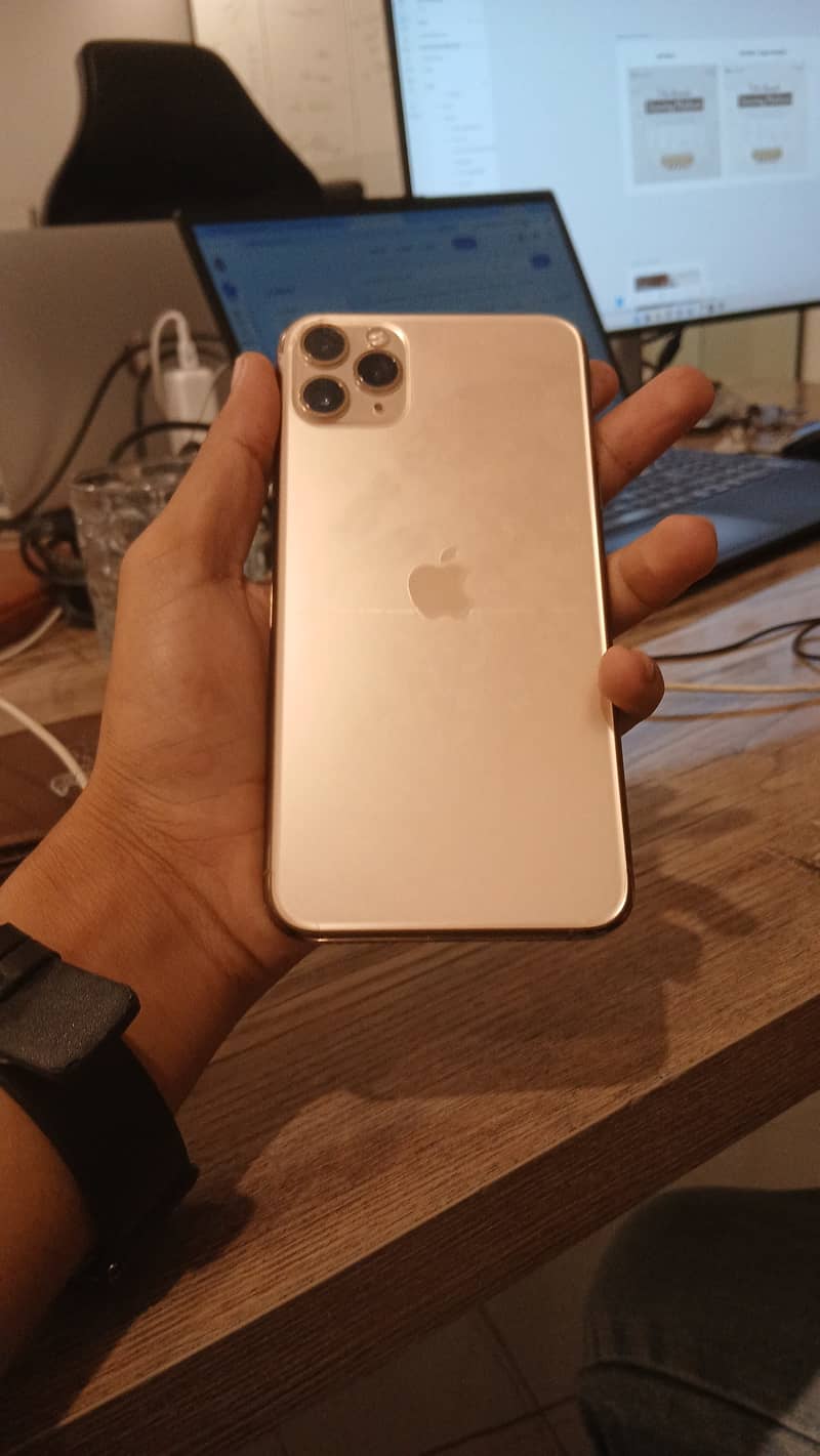 Apple iPhone 11 Pro Max 0