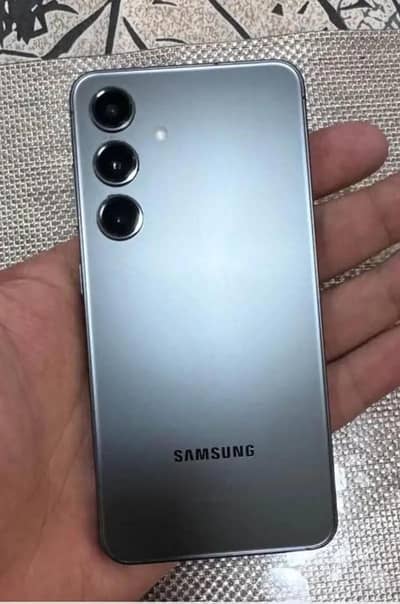 Samsung Mobile S24