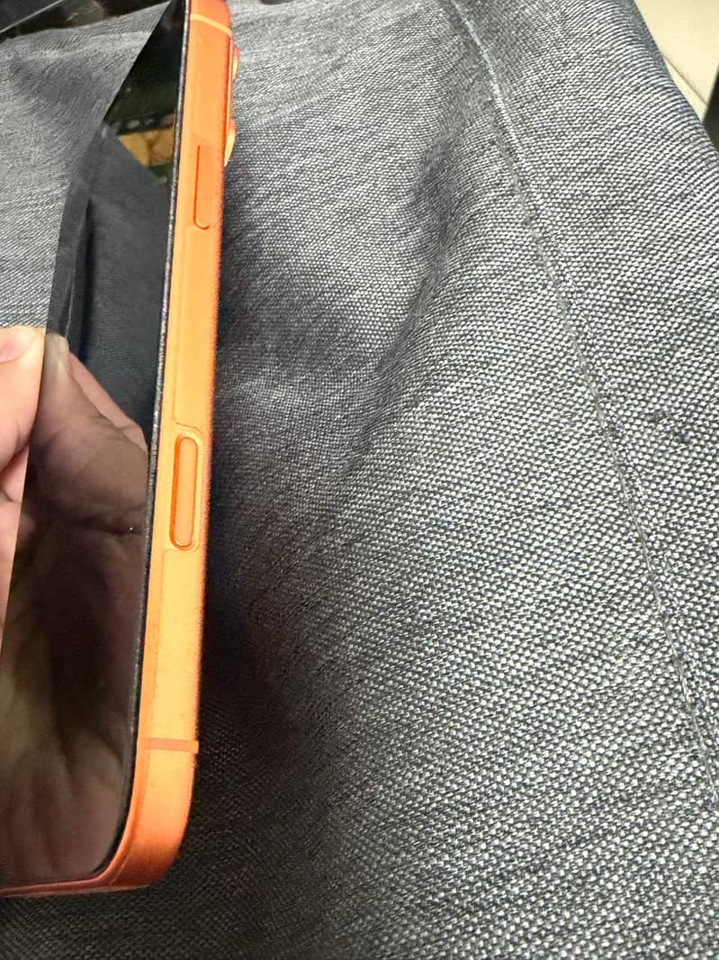 Apple iPhone 17 Pro Max 1