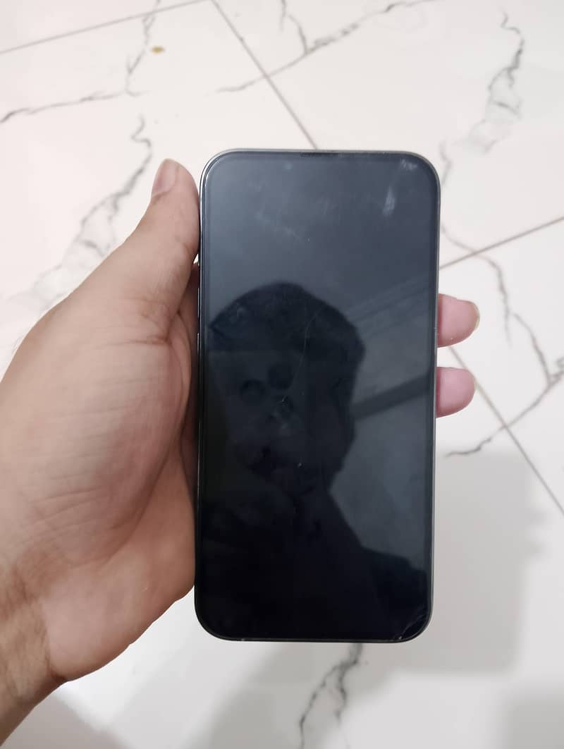Apple iPhone 13 Pro 3