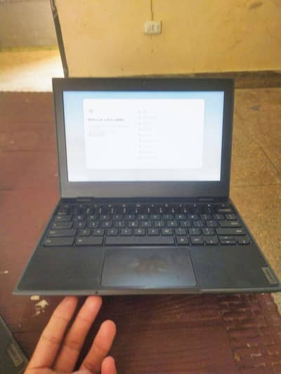 Lenovo 100e Chromebook 4gb ram 32gb storage