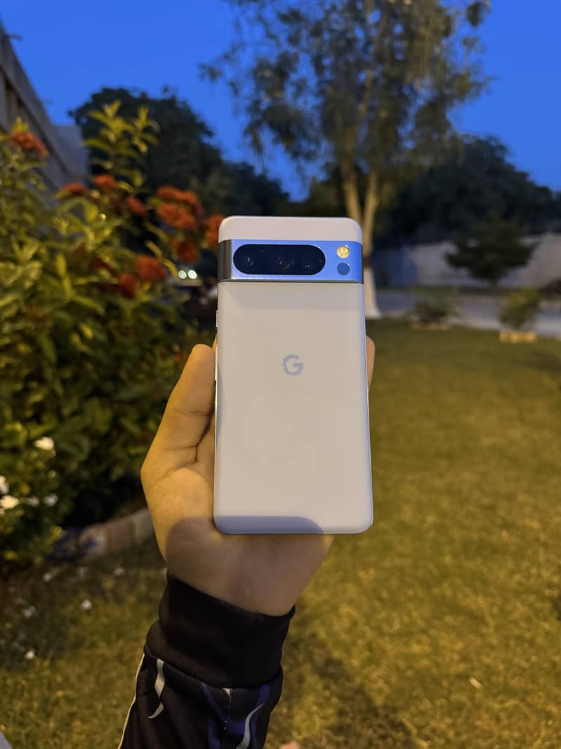 Google Pixel 8 Pro 0