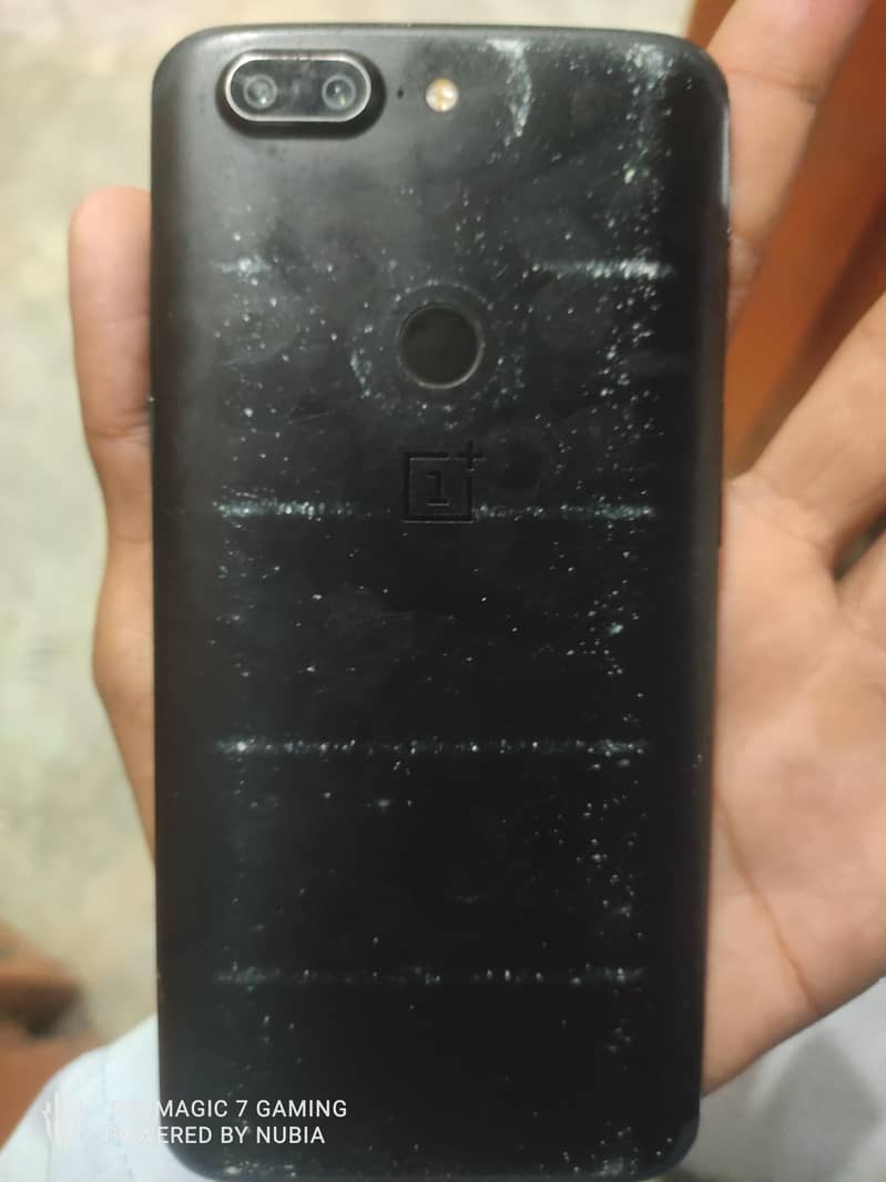 One Plus 5T 3
