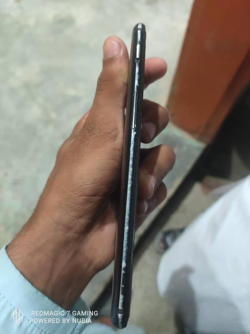 One Plus 5T 4