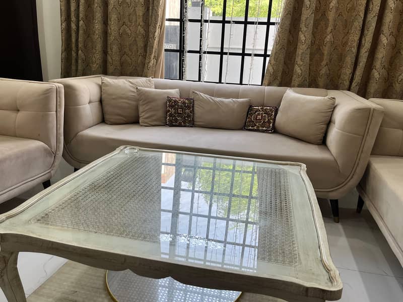 sofa set(3+3+1) center table. . nesting table 2