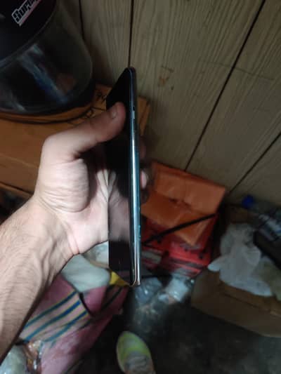 OnePlus 8  8/128 back crack ha baki phone ok ha tech pa halka crack ha