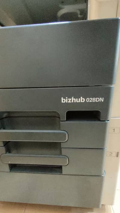 bizhub 028dn (463)