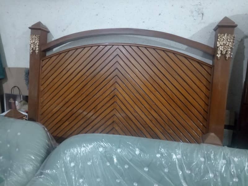 full solid bed hai 1