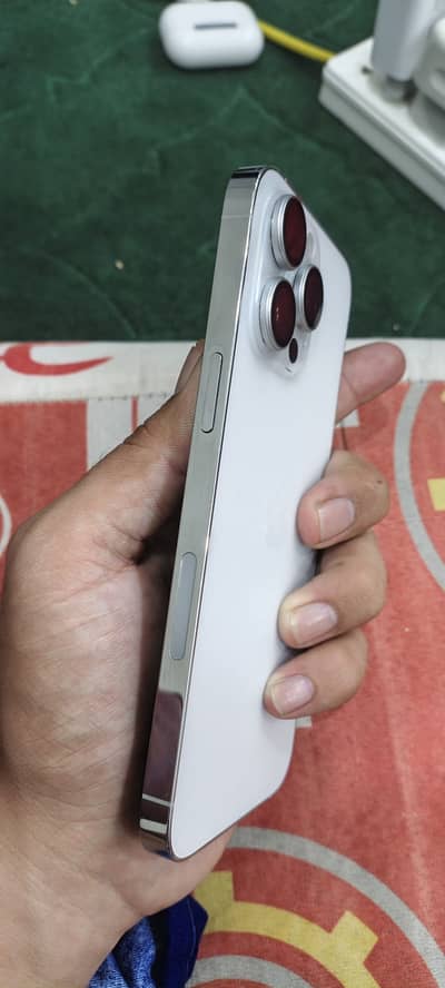 Apple iPhone 14 Pro Max Bypass