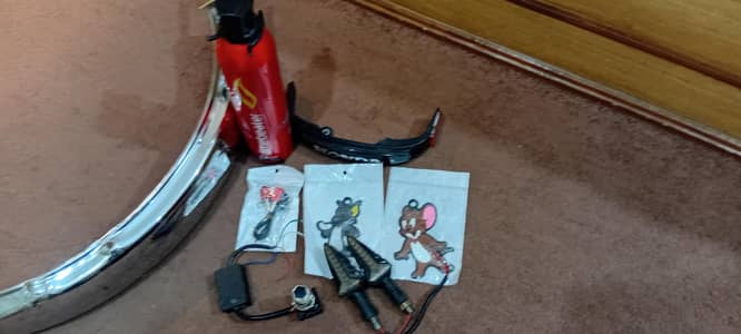 8 items in just 10k  10/10 condition