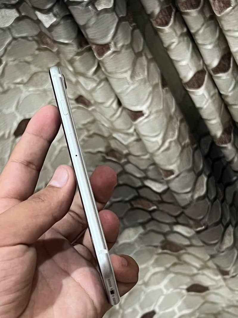Apple iPhone SE 2