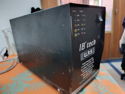 1000 watts UPS ( 10/10 condition)