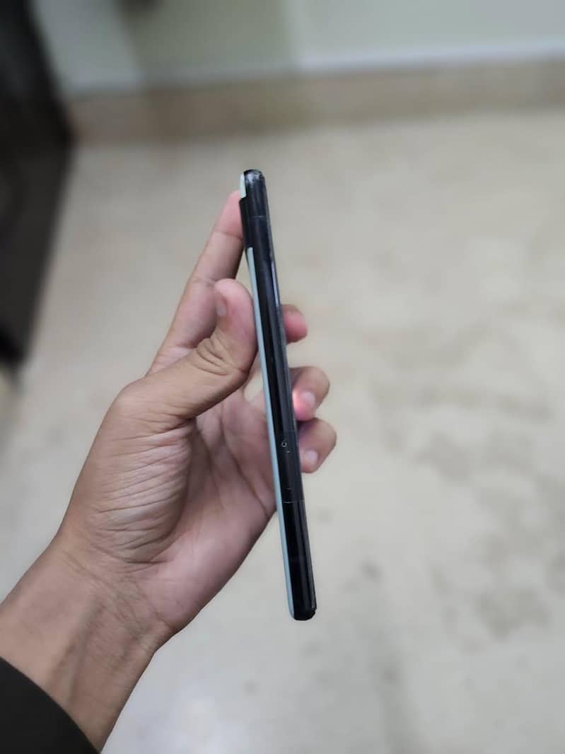 Google Pixel 6a 5