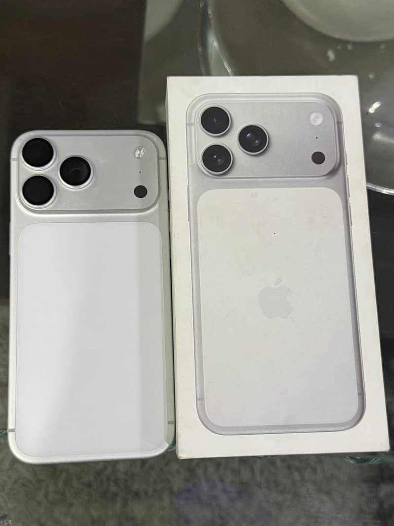Apple iPhone 17 Pro Max 3