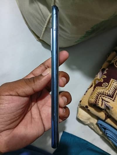 Vivo Y73